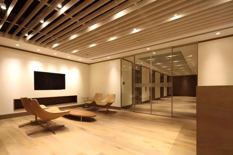 辦公室裝修中，地面裝修應(yīng)該注意的事項(xiàng)